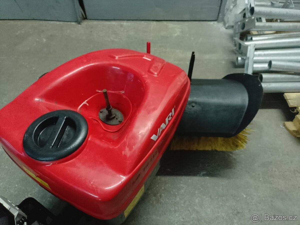 Vari zametací kartáč KV-100 s kropením - 5