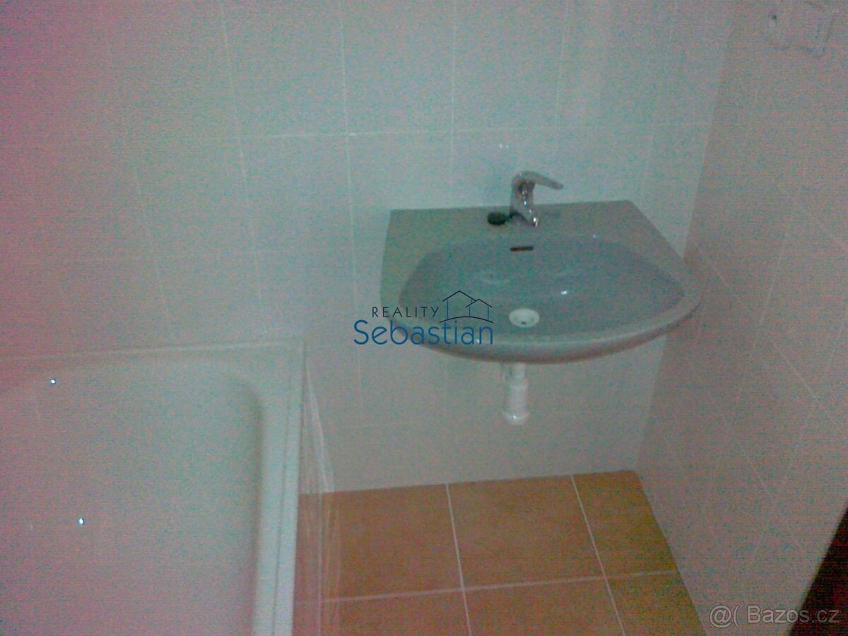 Pronájem bytu 2+1 v Dolních Libchavách - 5