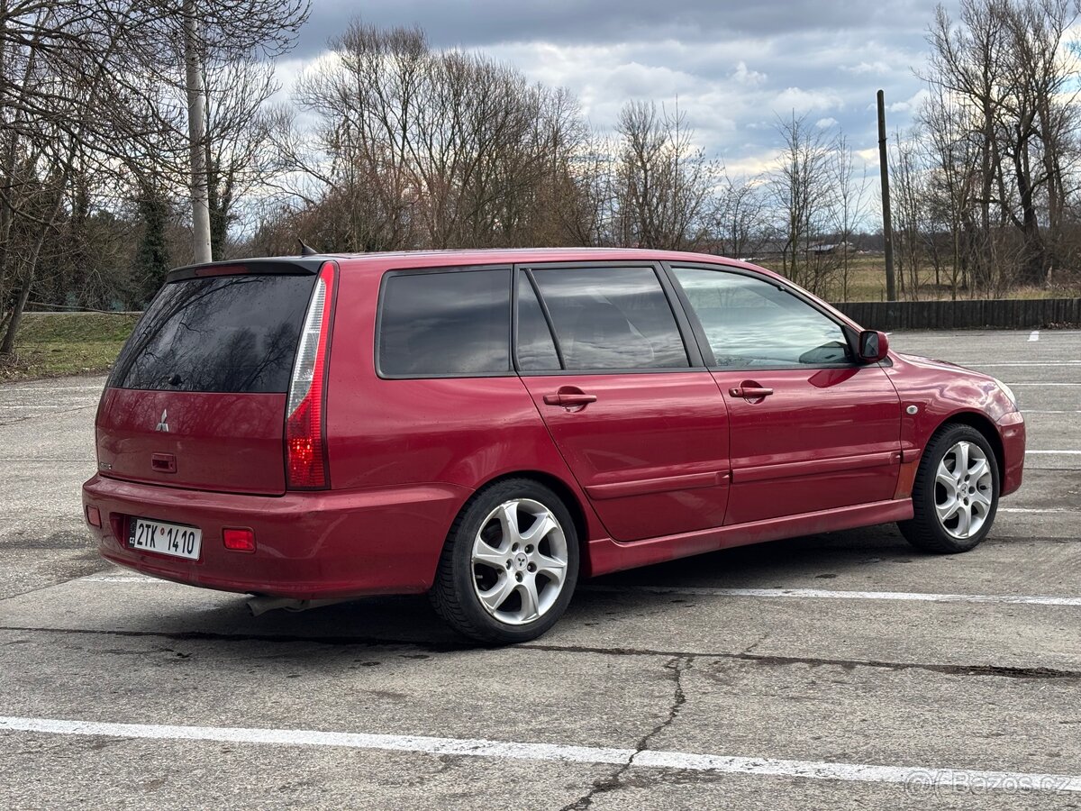 Mitsubishi Lancer Sport Wagon - 5