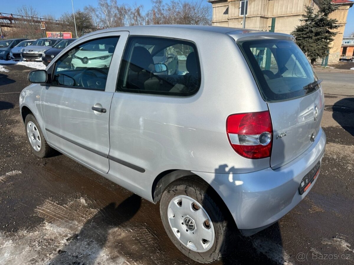 Nabízím Volkswagen Fox 1.2 40kw - 5