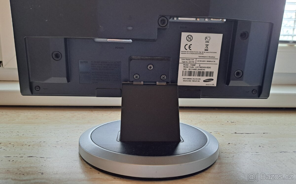 LCD monitor Samsung SyncMaster 730BF, 4:3 - 5