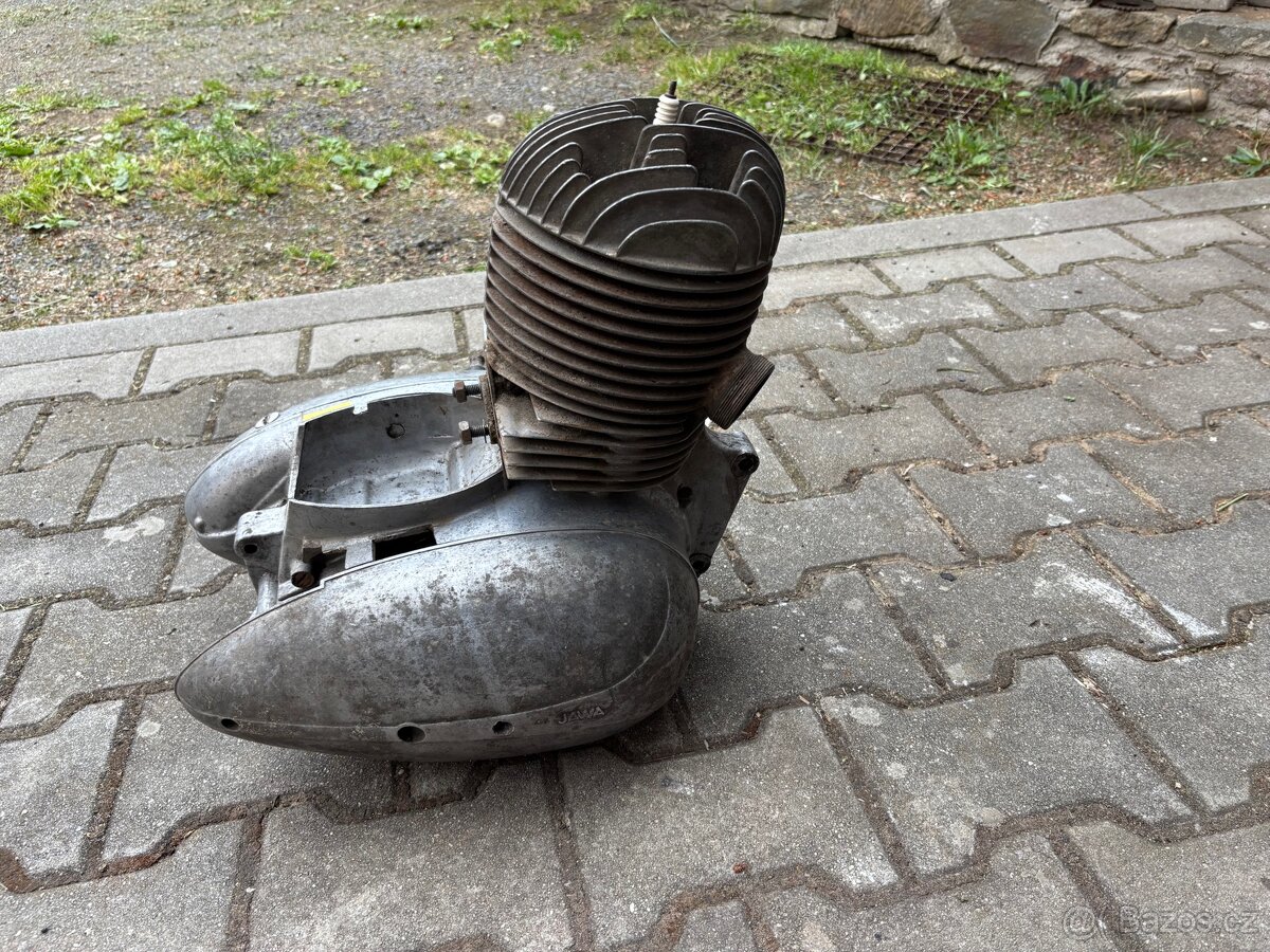 Motor Jawa 353 - 5