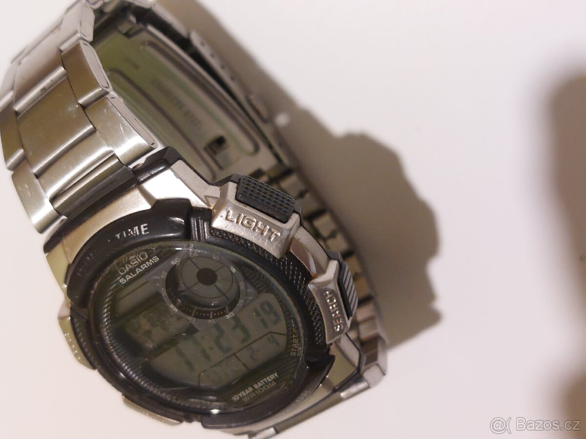 Digitální voděodolné hodinky Casio AE-1000W 10bar - 5