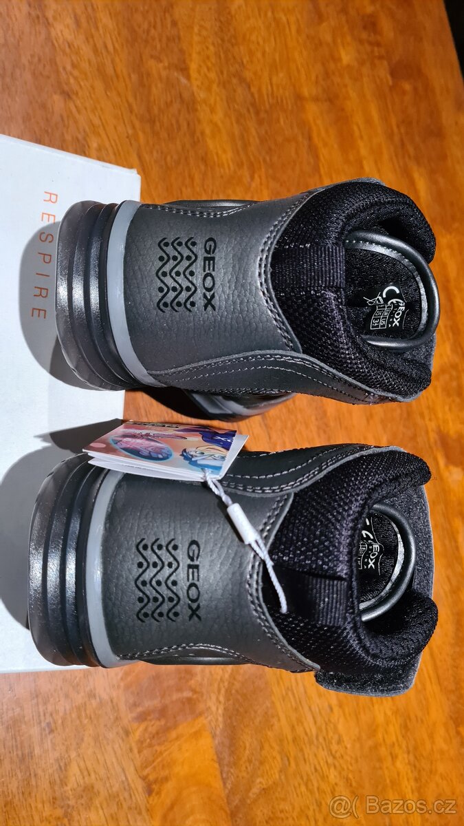 Geox svítící kotníkové boty vel 35 - NOVÉ - 5