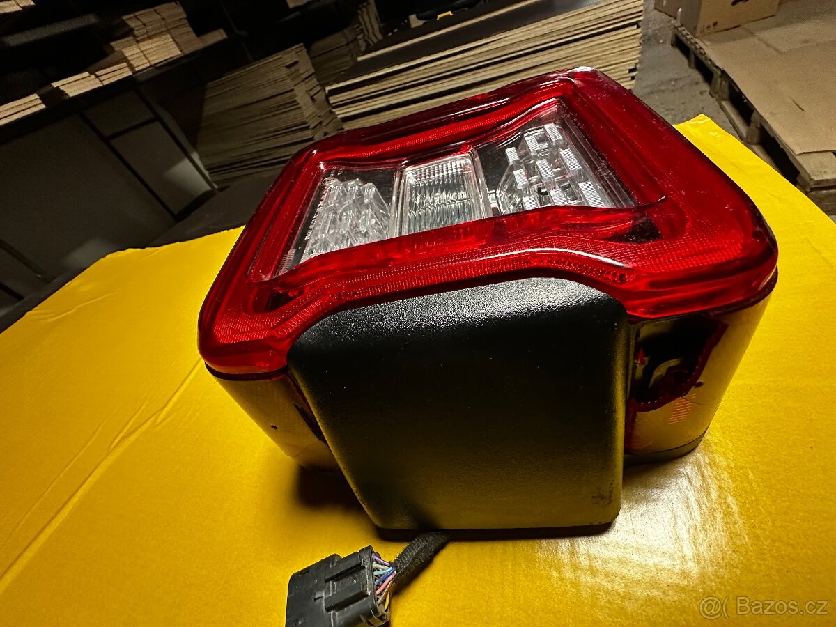 Jeep wrangler JL světla led zadní vc Blis čidel , orginal - 5