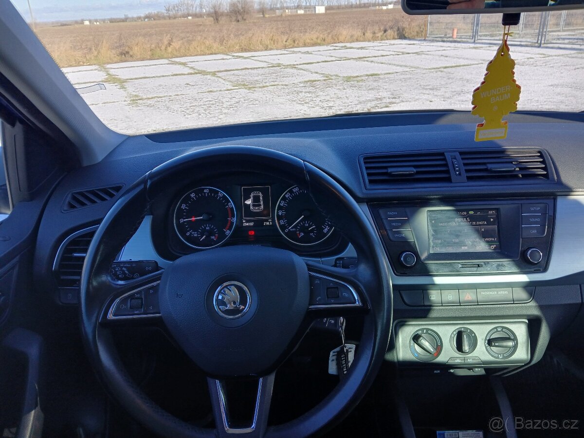 Škoda Fabia - 5