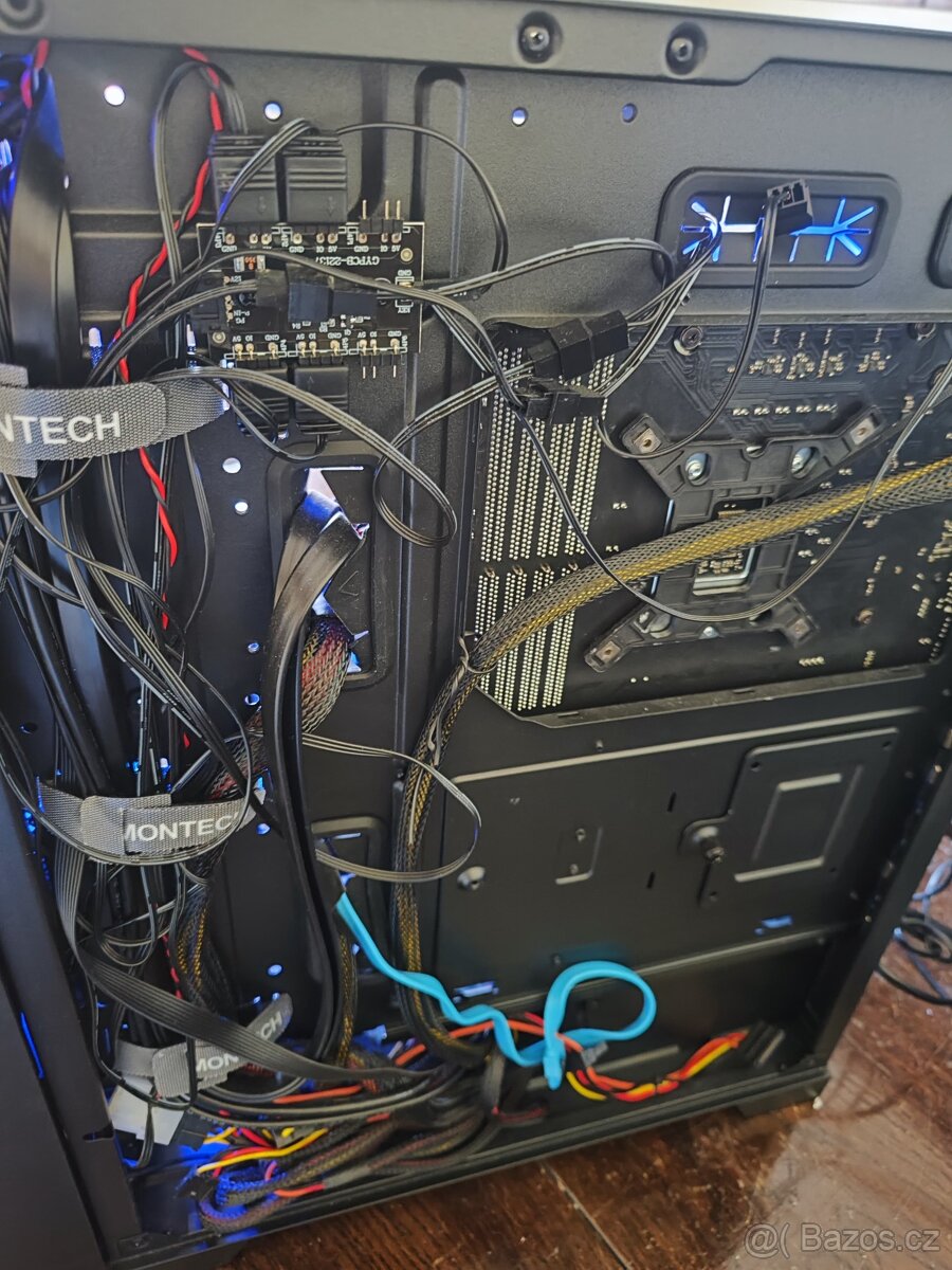 Herní PC i7 GTX 1080 32gb ram - 5