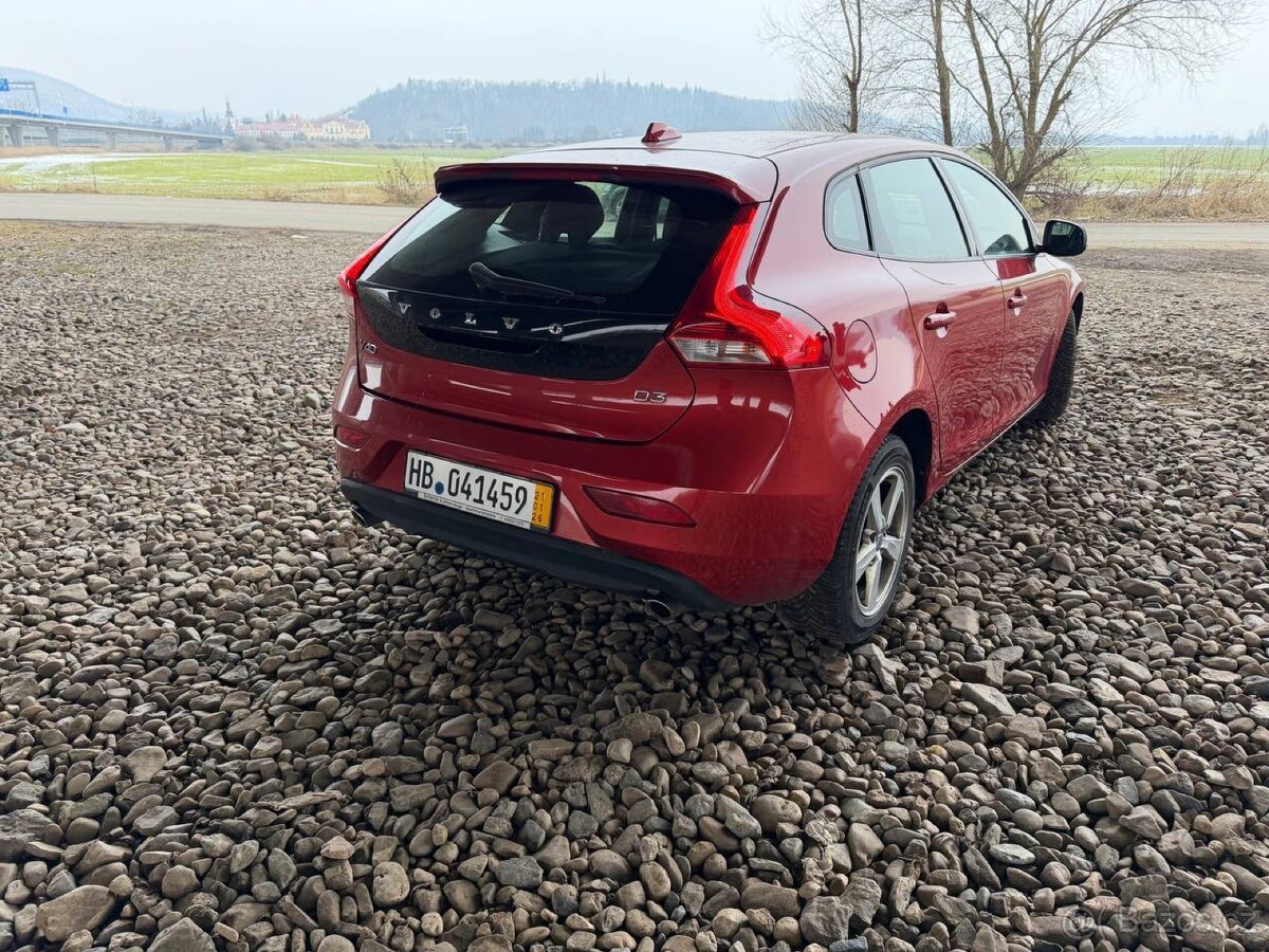 Volvo v40 D3 2019r - 5
