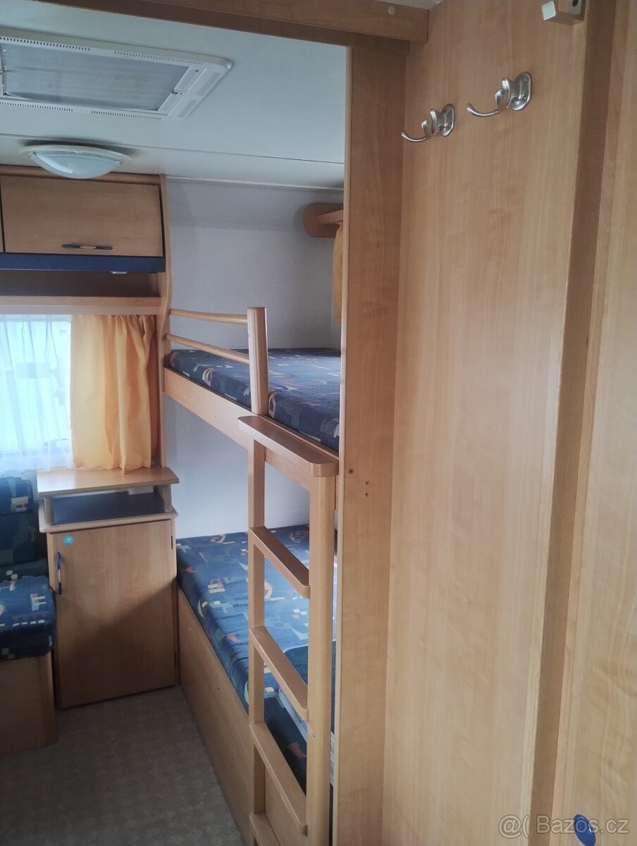 Obytný přívěs karavan - 5