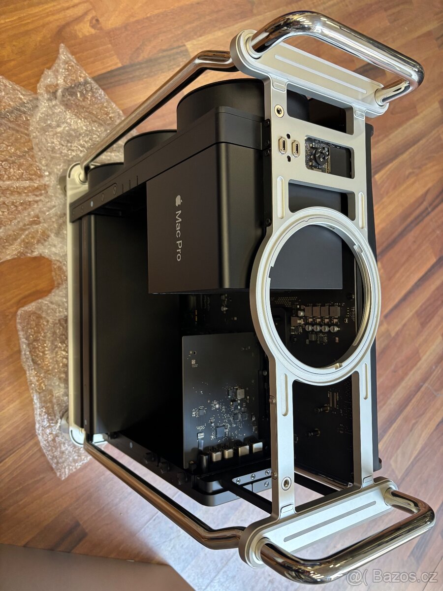 NEJ Mac Pro Xeon 3,5GHz 8jádro SSD FLash ZÁRUKA až 384ram - 5