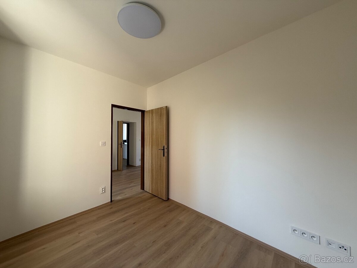Pronájem bytu 2+1 - 5