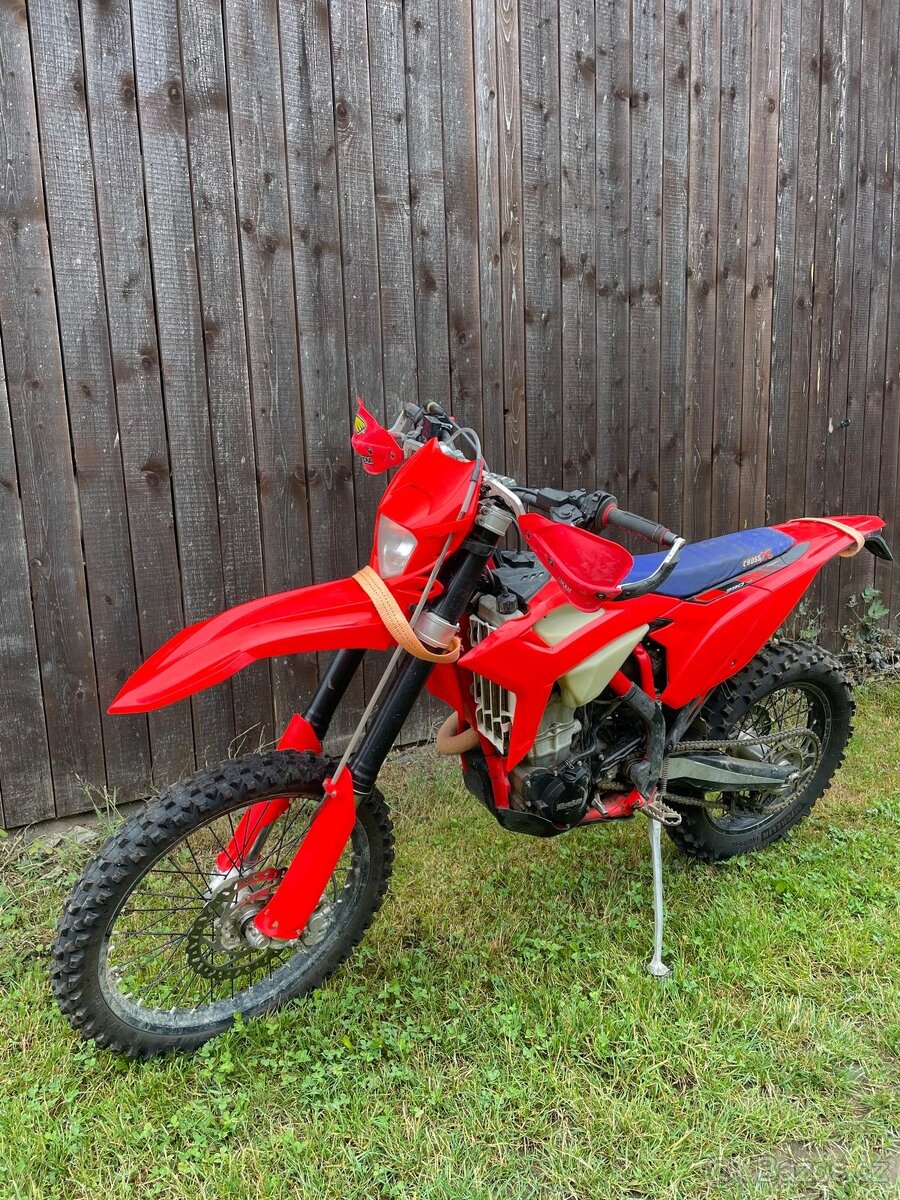 Beta 390