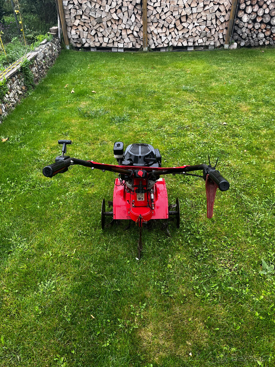 Kultivátor Hecht - 5