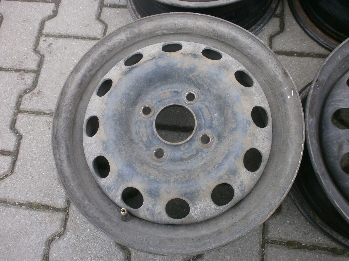 4xPlechové disky na FORD FUSION,FIESTA,FOCUS 14tky. - 5