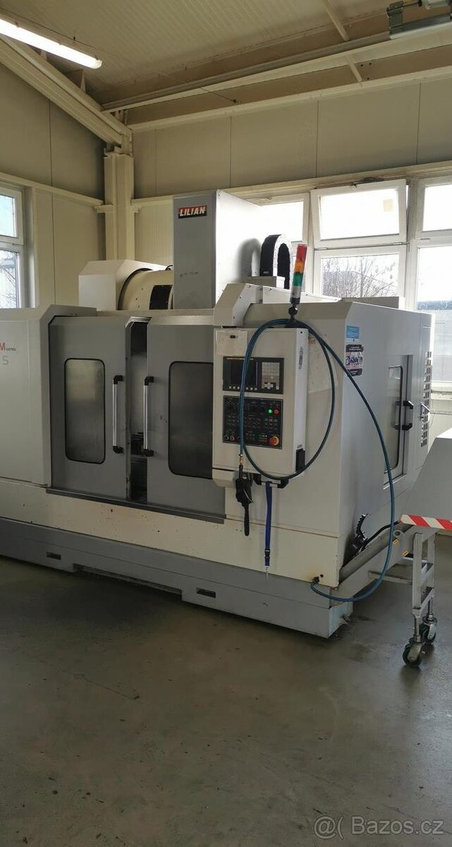 Obráběcí centrum (vertikální) LILIAN SVM 105 (5759) - 5