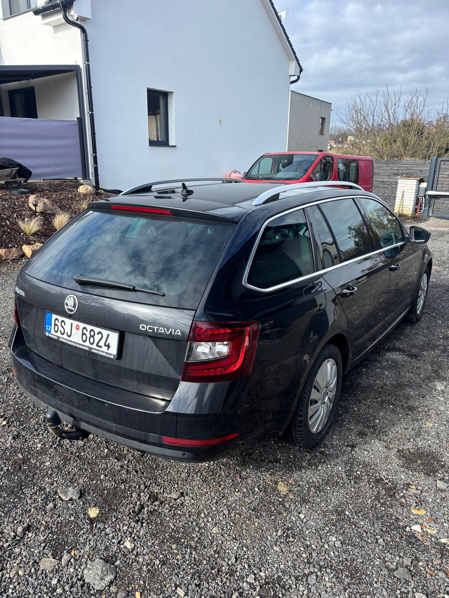 Škoda Octavia 3 2.0tdi - 5