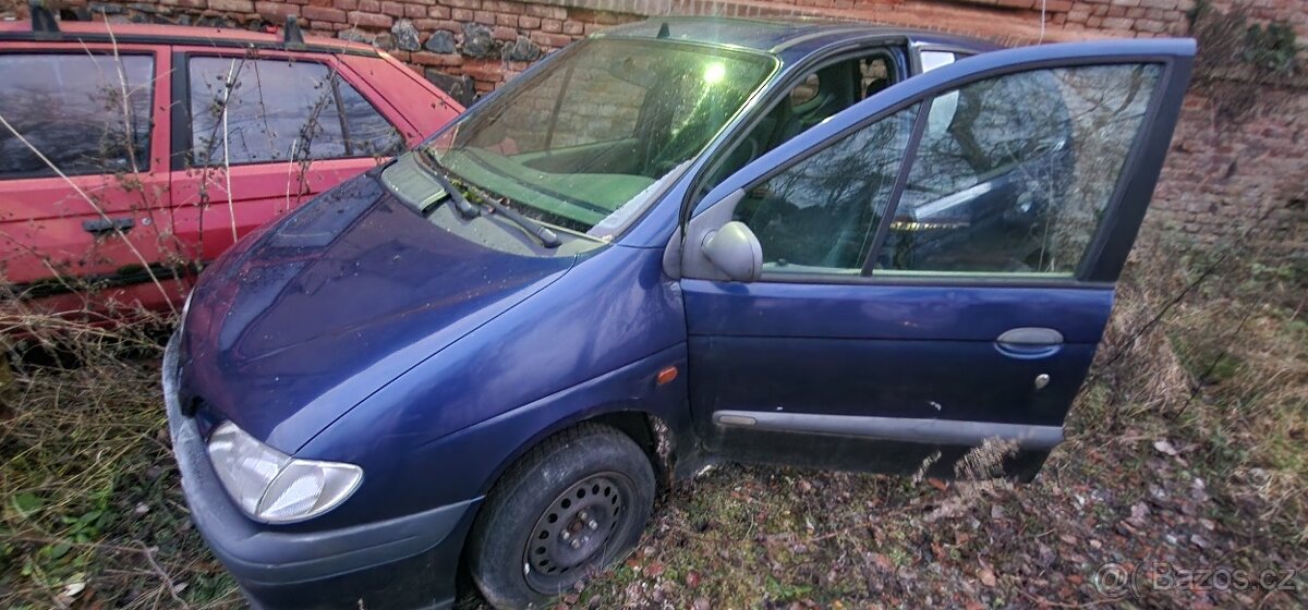 Renault Megane - 5