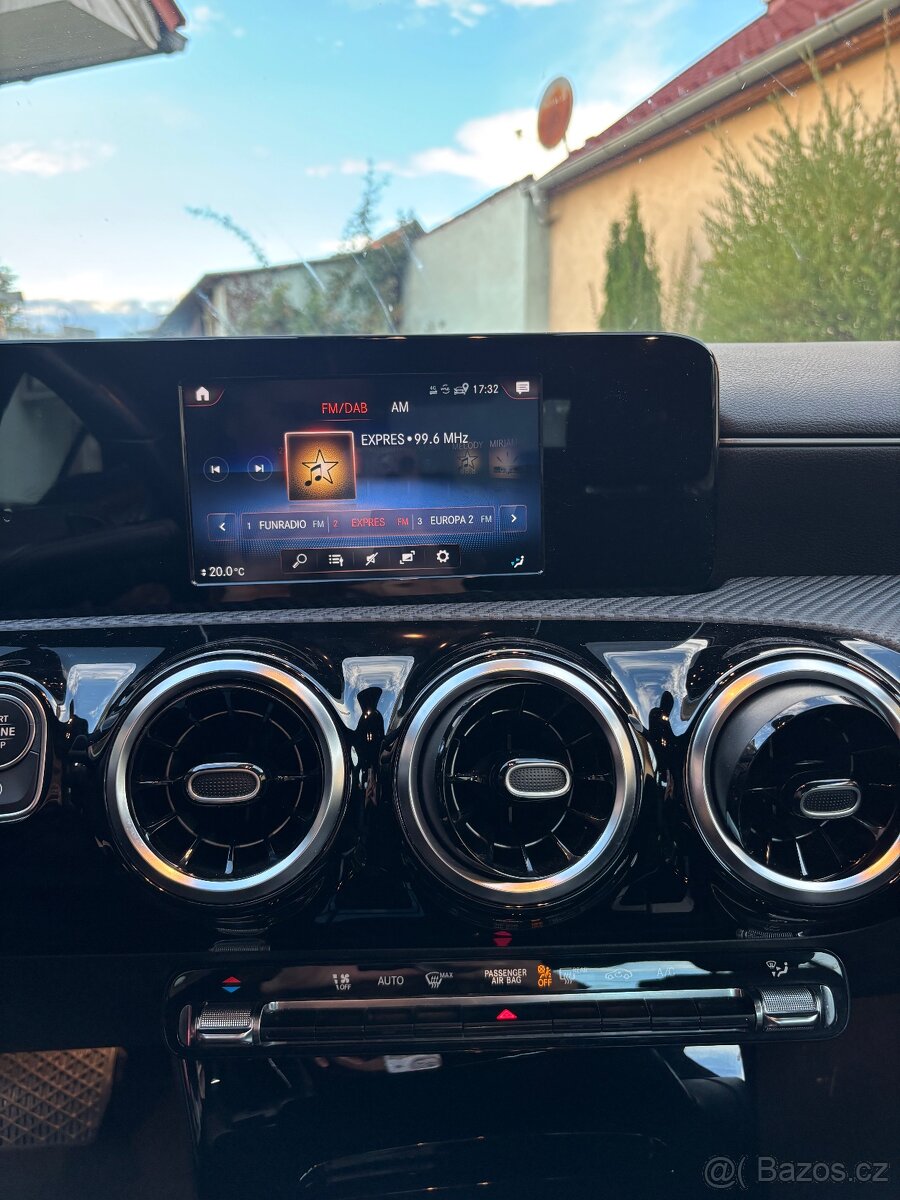 Mercedes CLA - 5