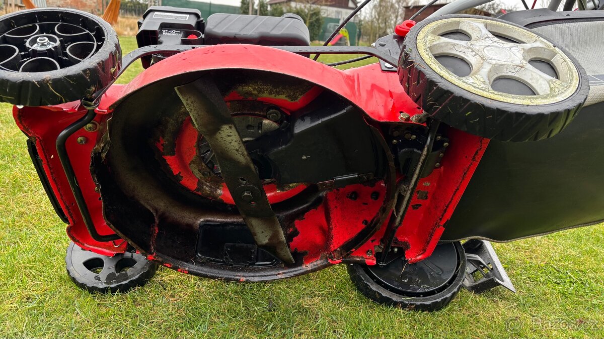 Sekačka Hecht 5544 - 5