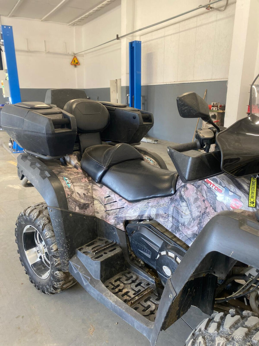 CF - MOTO 800 V2