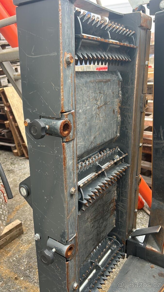 Uniforest Titan 40/20 Combi pohon stacionární Boom Speed - 5