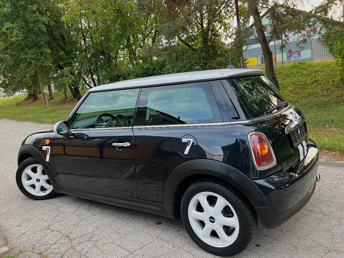 Mini Cooper D 1.6D 110ps • Facelift • edícia Seven • Black • - 5