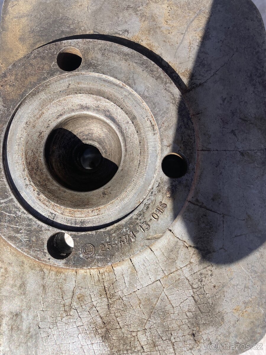 ČZ 250/471 hlavy válců - 5