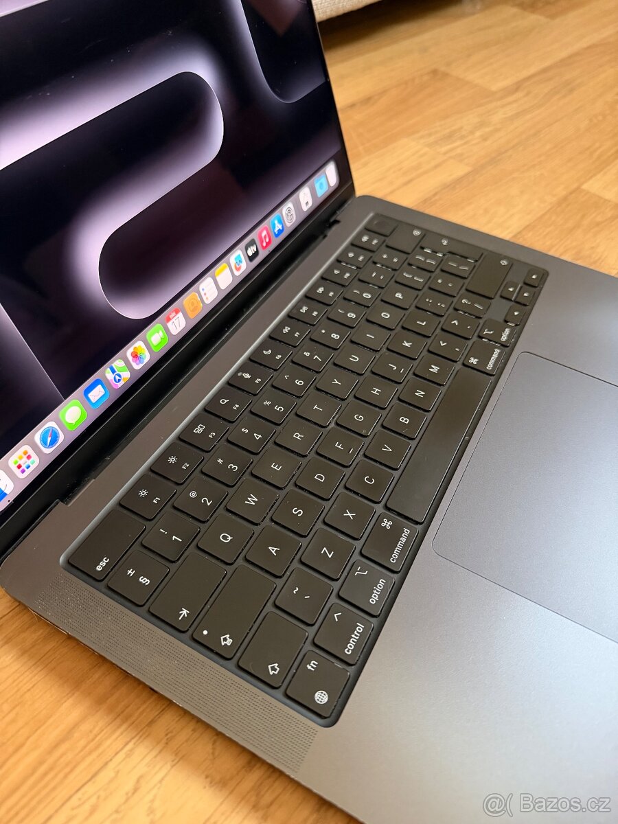 MacBook Pro 14” M3 Pro 36/1TB Space Black - 5