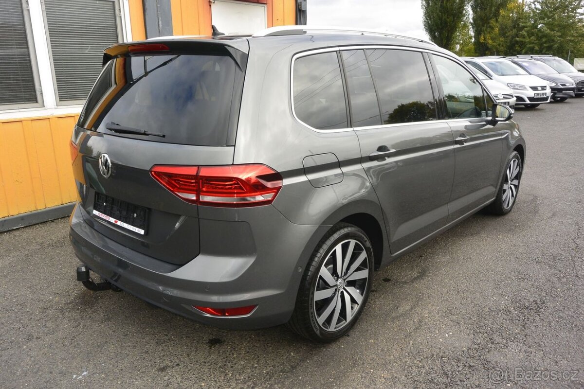 Volkswagen Touran 2.0TDi 110kW PANORAMANAVILED - 5