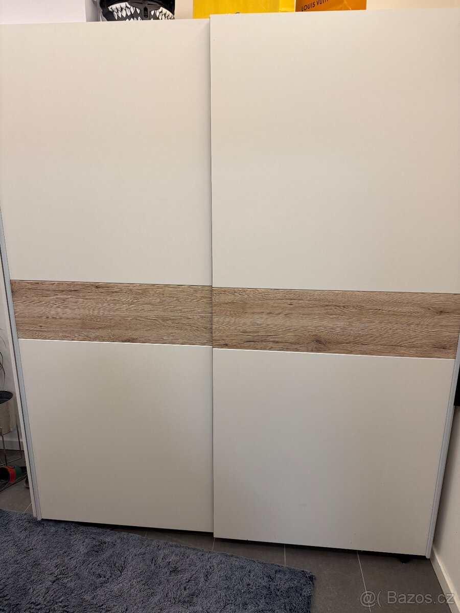 Spěchá kvůli stěhování.Vše ve velmi dobrém stavu - 5