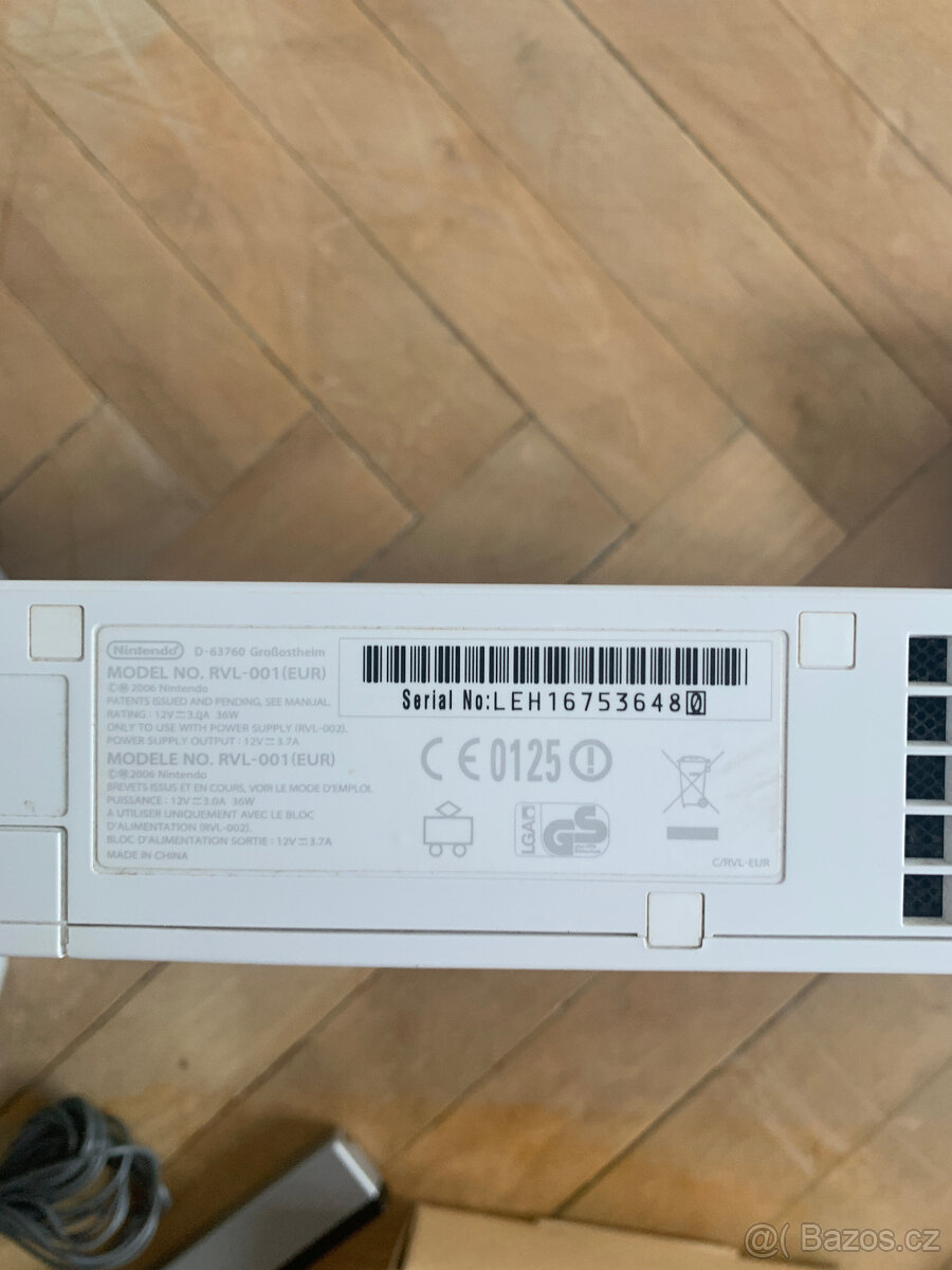 Nintendo Wii - 2 ovladače - 300G HDD - (prodej sbírky) - 5