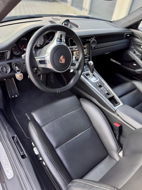 Porsche 911 991.1 4S PDK Aero packet - 5