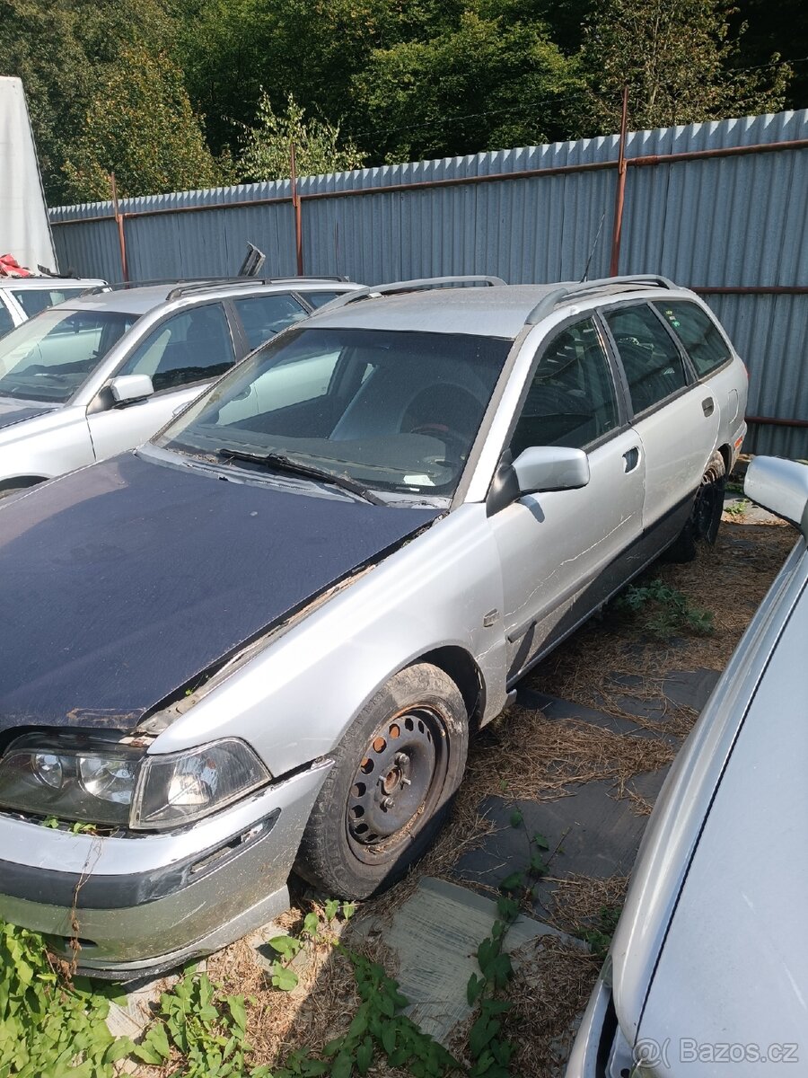 Díly Volvo V40 - 5