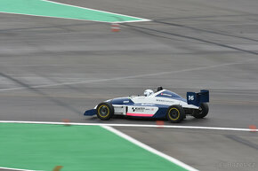 Závodní Formule Renault Campus - 5