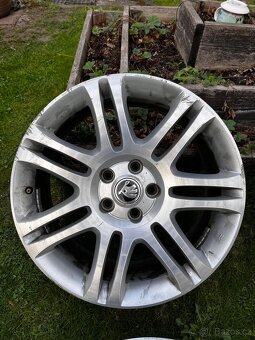 Alu kola Themisto r18 - 5