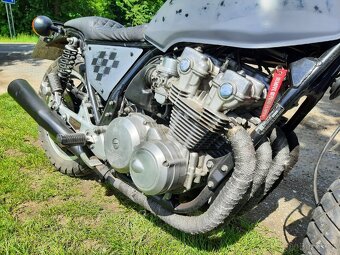 Honda CB 750 Boľdor - 5