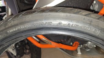Pneu 150/70ZR18; 90/90V21 - 5