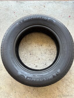 Letní pneu 215/60r16 - 5