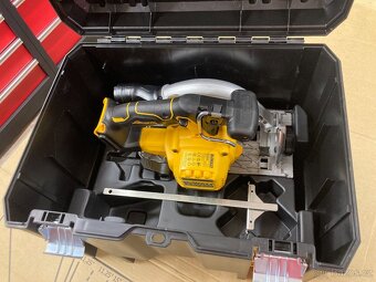 Aku kotoučová pila DeWALT DCS565NT (165mm/18V/bez aku), kufr - 5