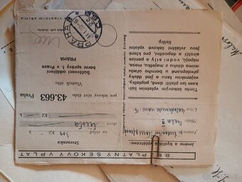 Mix různých dokumentů pohlednic a známek - 5