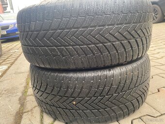 245/45/18 zimní - 5