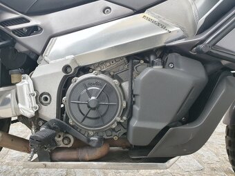Aprilia ETV 1000 Caponord - 5