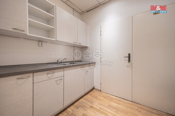Pronájem kancelářského prostoru, 108 m², Praha - 5
