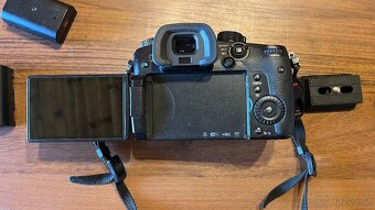 Fotoaparát Panasonic Lumix DC-GH5 + objektiv a příslušenství - 5