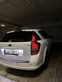 Kia ceed 1.6crdi 85kw 2011 - 5