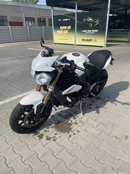 Triumph Speed Triple 1050 R.v. 2011 - 5