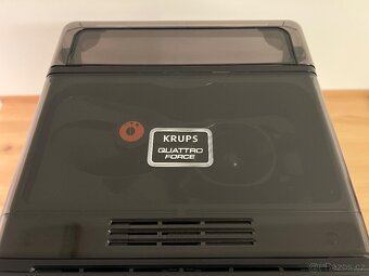 Automat. kávovar KRUPS EA89 na zrnkovou kávu, výborný stav - 5