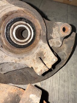 Subaru impreza 2001-2007 přední tehlice - 5