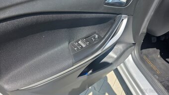 Opel Astra K Sports tourer - 5