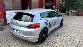 Volkswagen Scirocco 2.0 TDI SPORT - 5